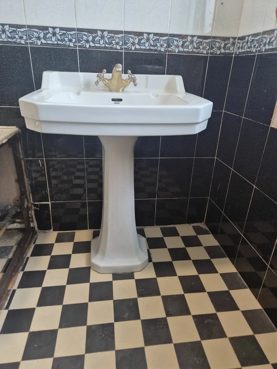 Cast Iron Bath,  Sink, Toilet - Image 1
