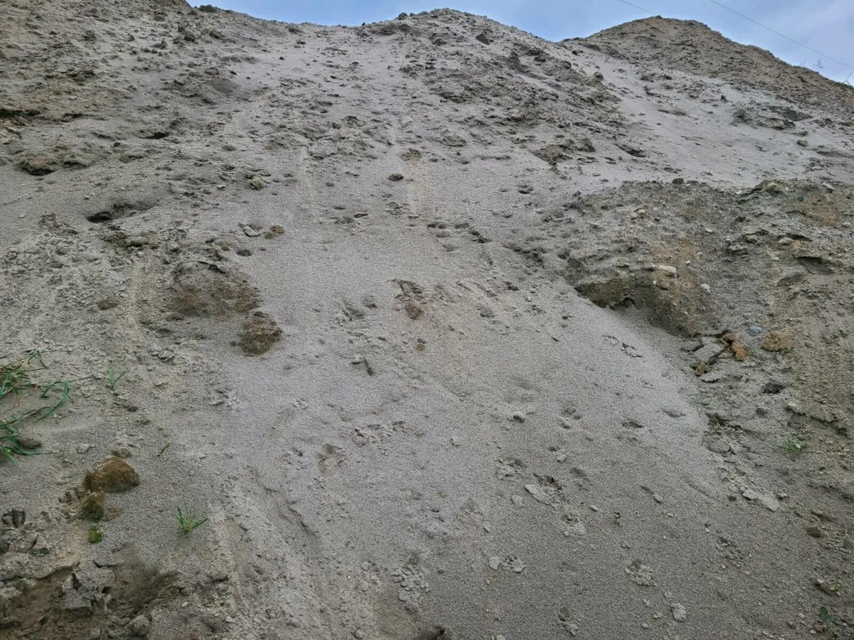 Sand - Image 2