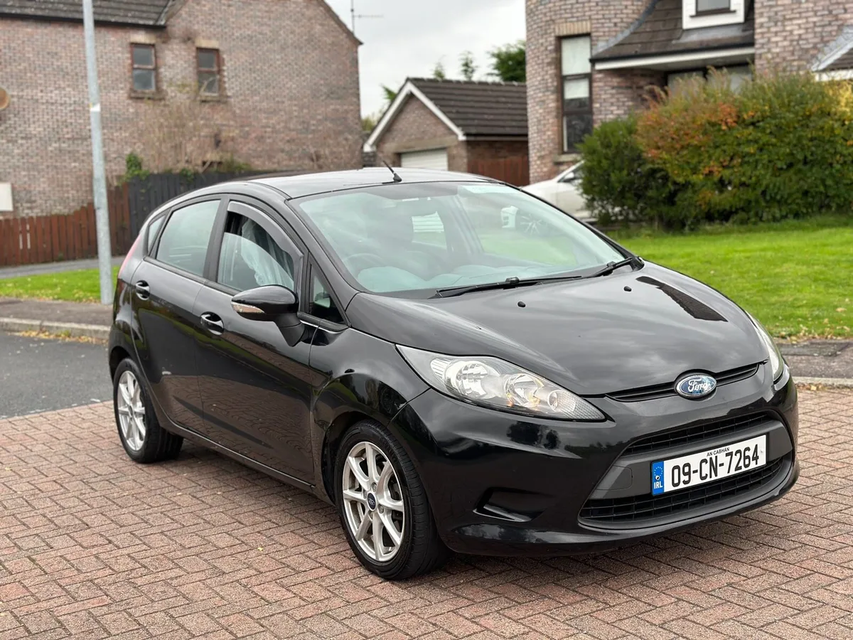 09 ford fiesta 1.2 petrol with new nct and tax - Image 4