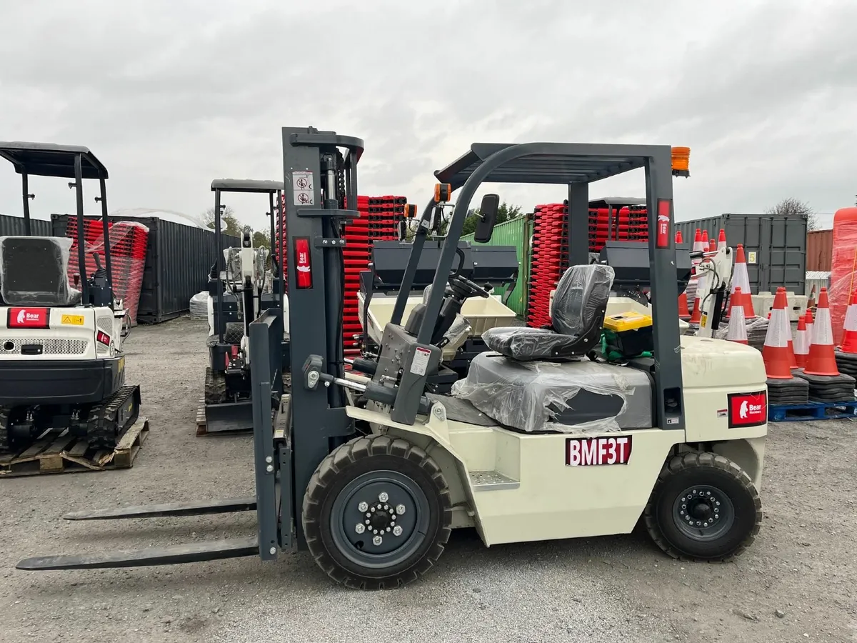 MITSUBISHI DIESEL ENGINE FORKLIFT - BRAND NEW - Image 2