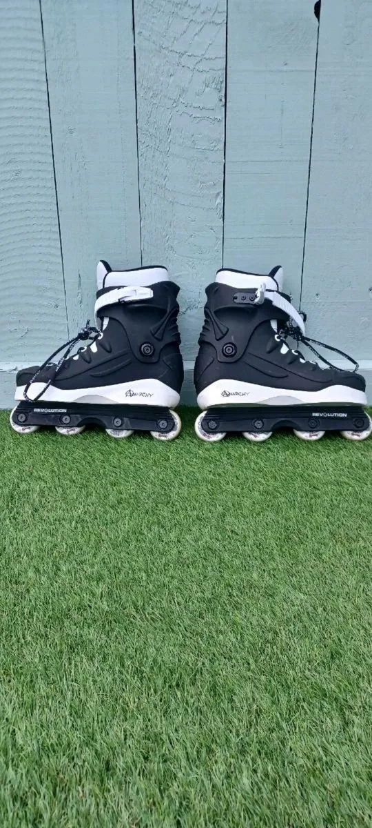 Anarchy
Revolution II Aggressive Inline Skates - Image 3