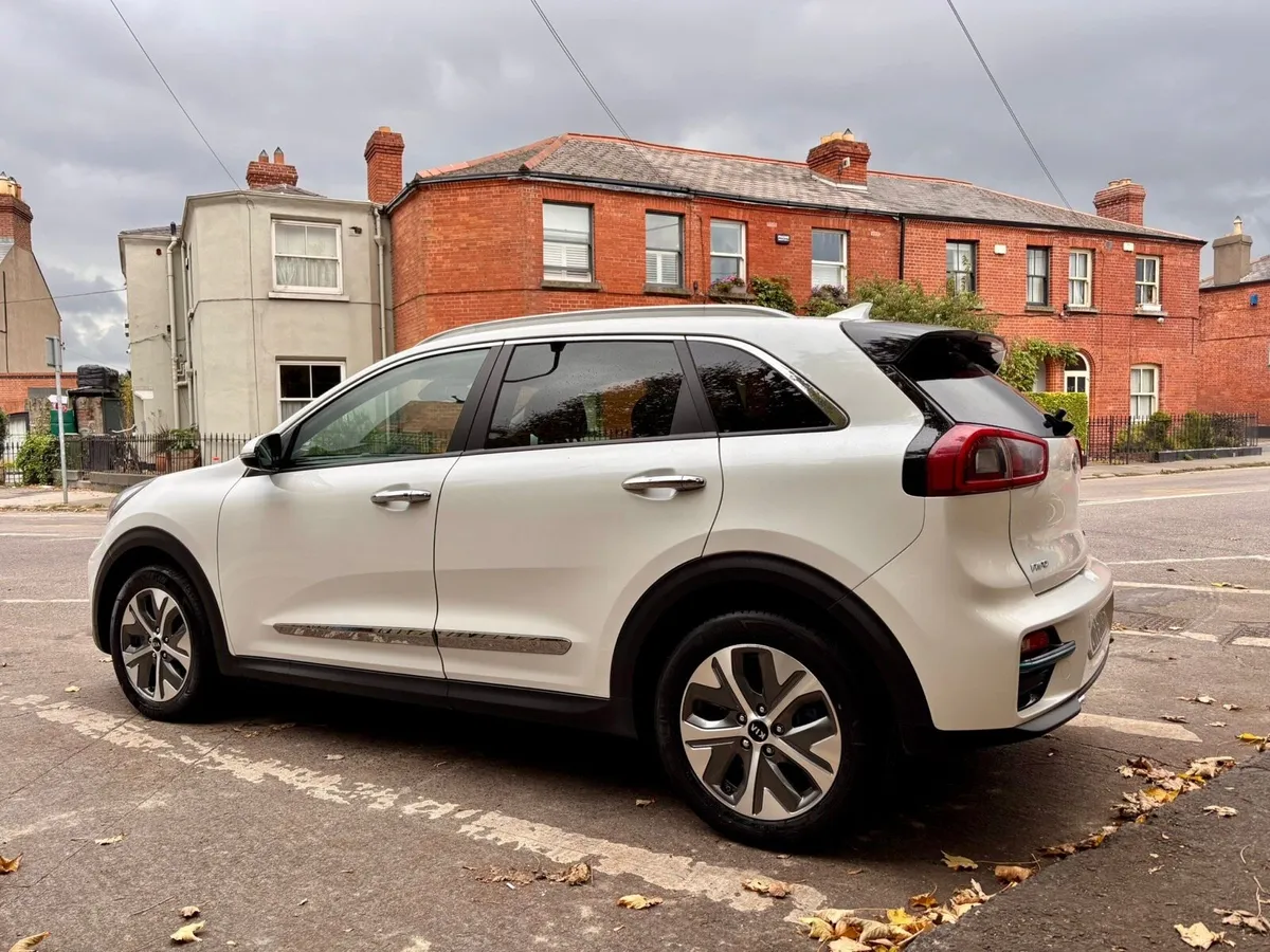 Kia e-Niro 64KWH *7 Year Warranty* - Image 3