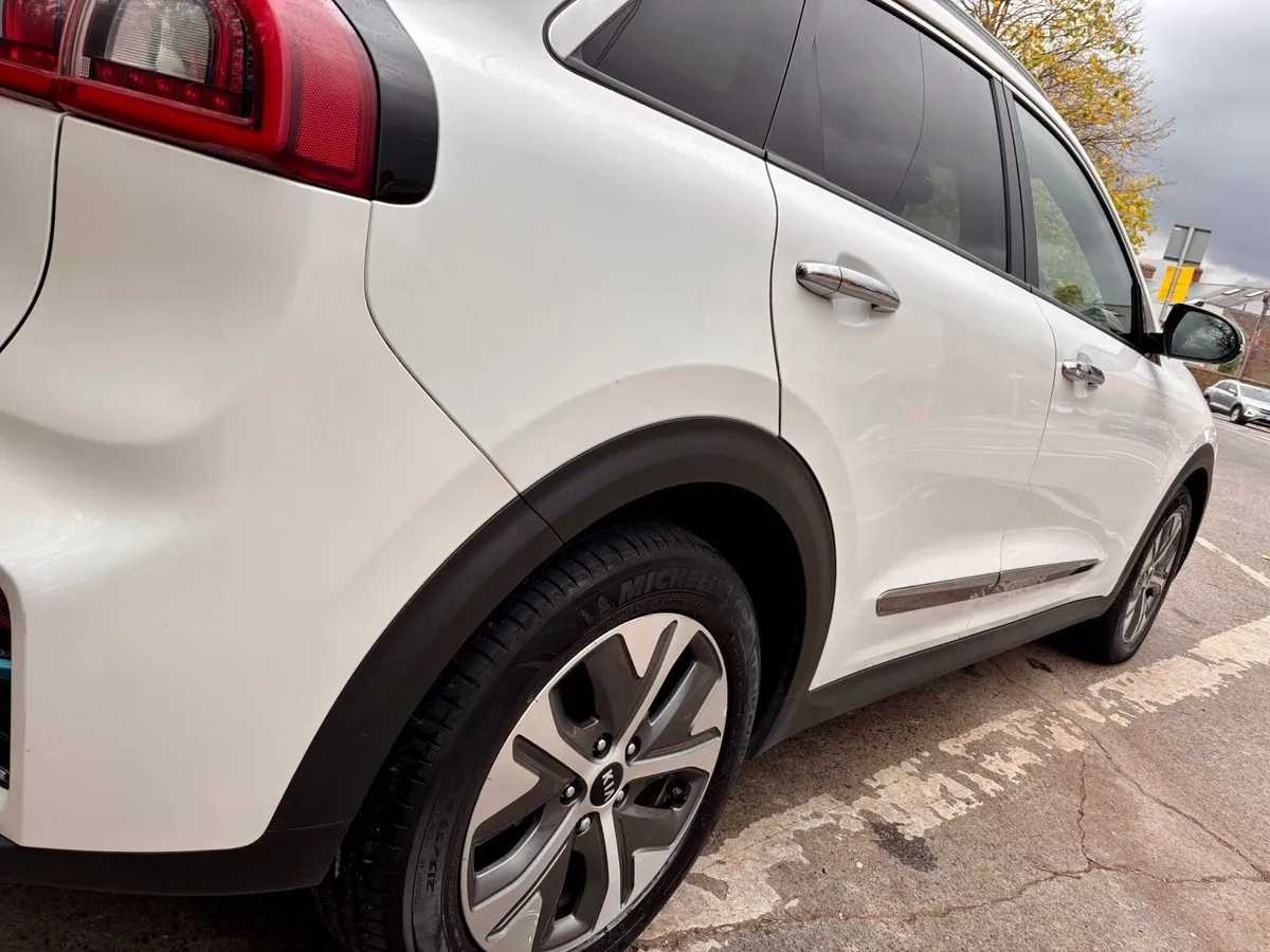 Kia e-Niro 64KWH *7 Year Warranty* - Image 4