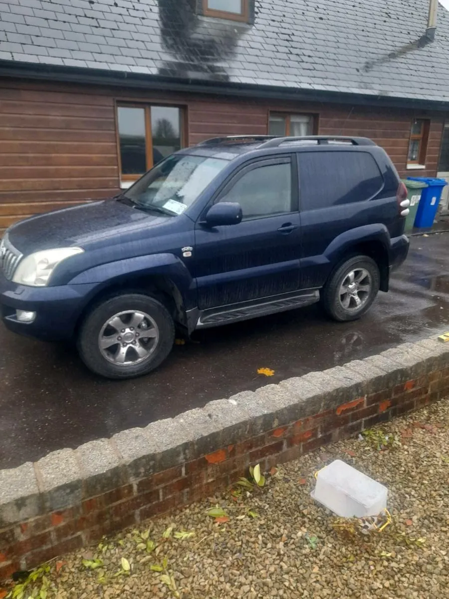 Toyota landcruiser - Image 1