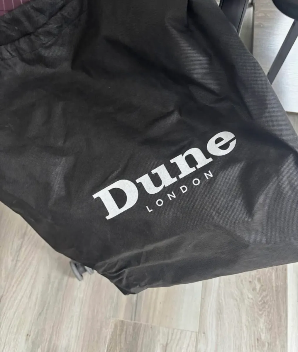 Four Handbag bundle - Image 2
