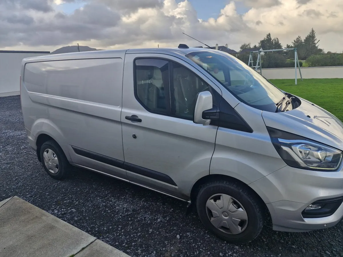 Ford Transit 2021 - Image 1