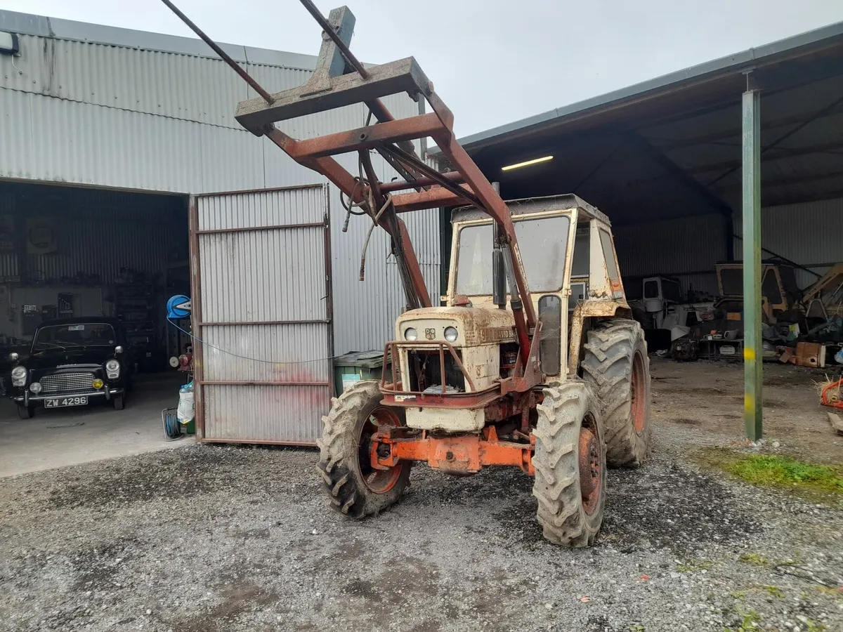 David Brown Quicke 2000 loader
