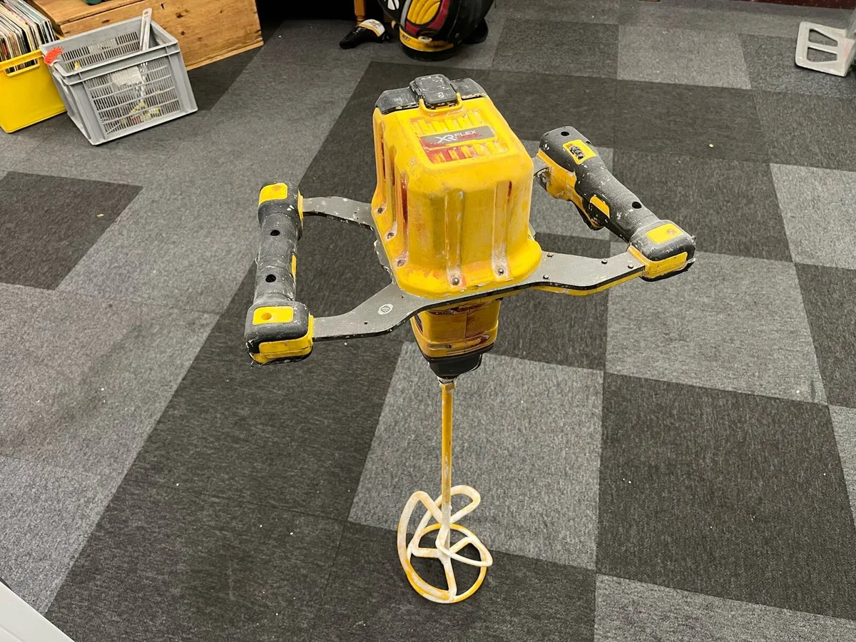 DeWalt 54v Paddle Mixer - Image 1
