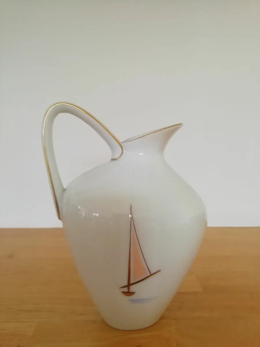 Vase - Image 1