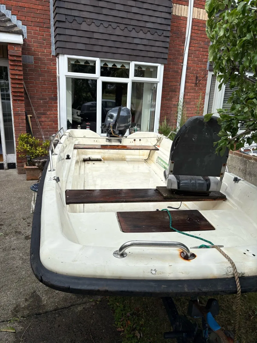 Boat - Image 1