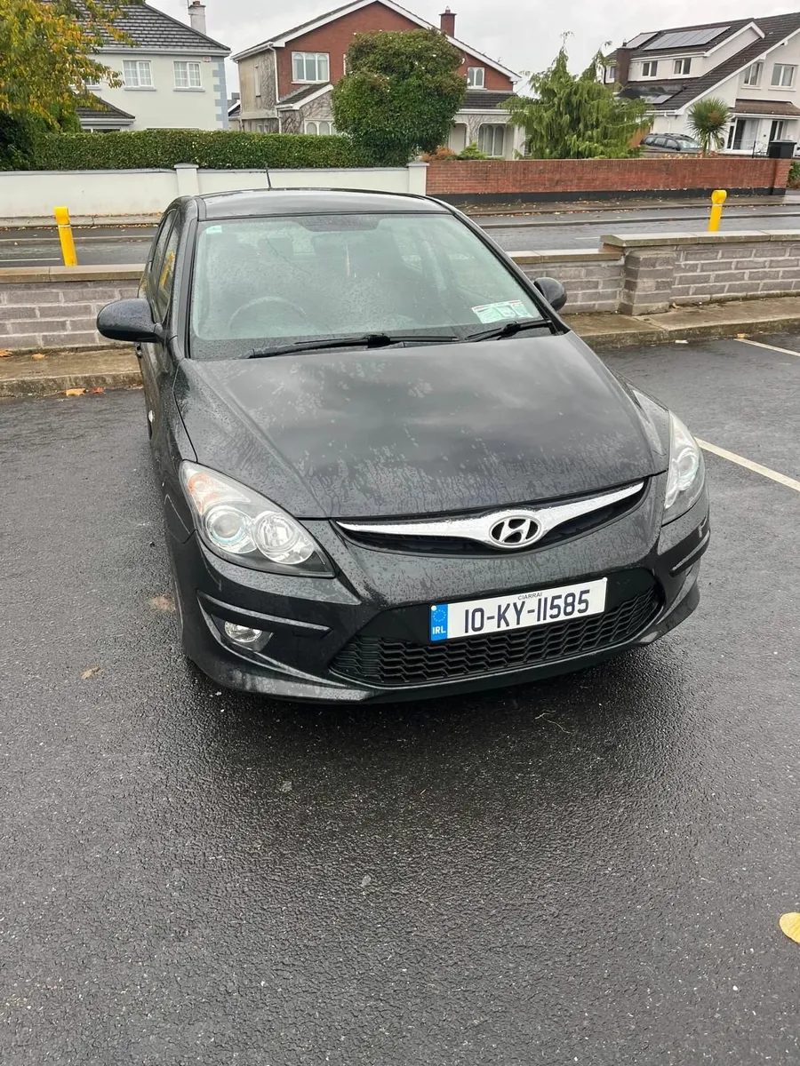 Hyundai i30 2010 - Image 1