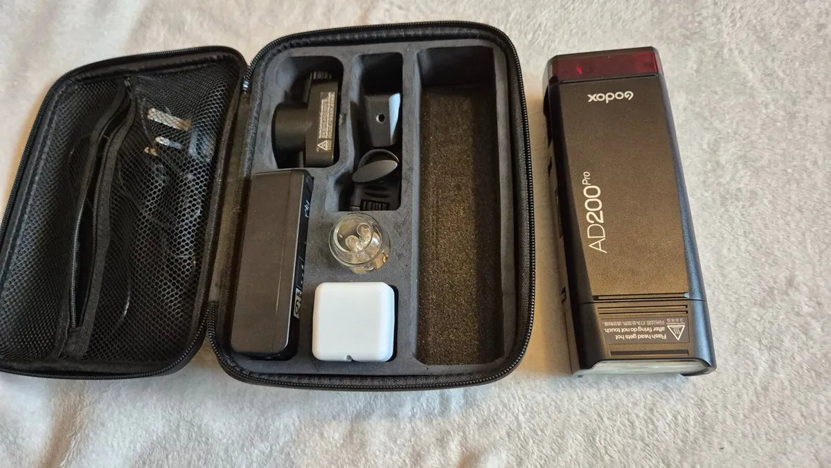 Godox AD200 Pro Flash Lights & Accessories - Image 2