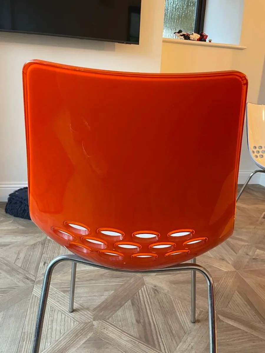 calligaris kitchen table & chairs - Image 2