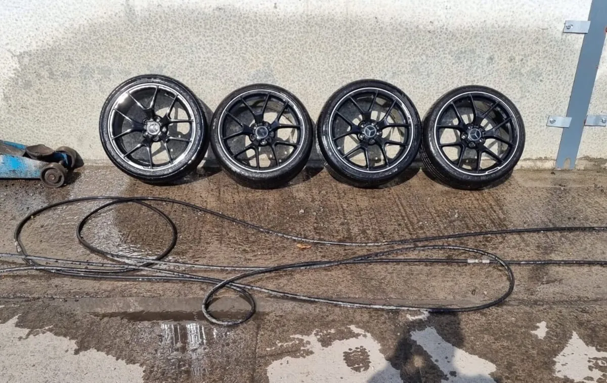Mercedes allied wheels x 4 C220 - Image 2
