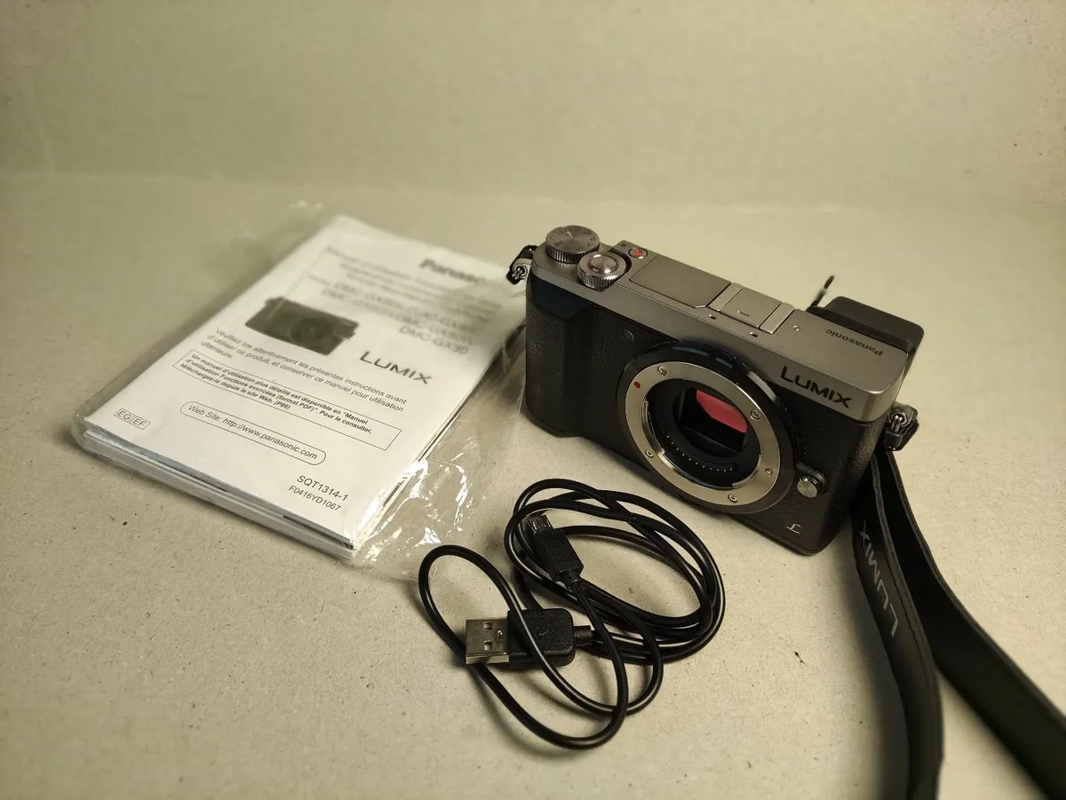 Panasonic Lumix GX80 - Less than 1000 Shoots - Image 4