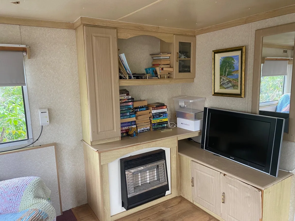 Mobile Home - Image 4