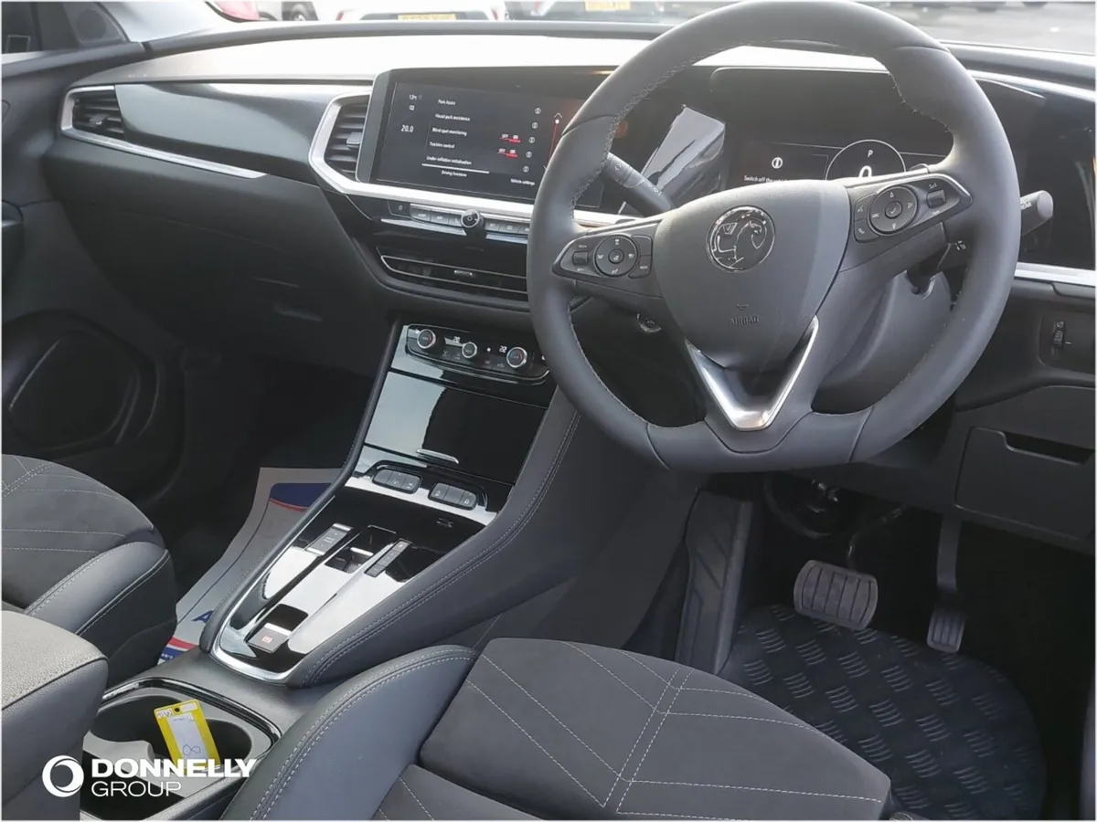 Vauxhall Grandland Diesel Hatchback Ultimate - Image 4
