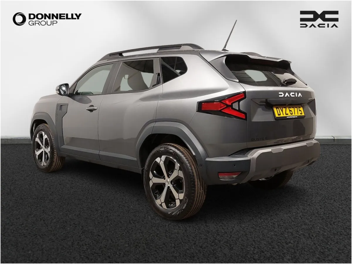Dacia Duster Estate Journey - Image 2