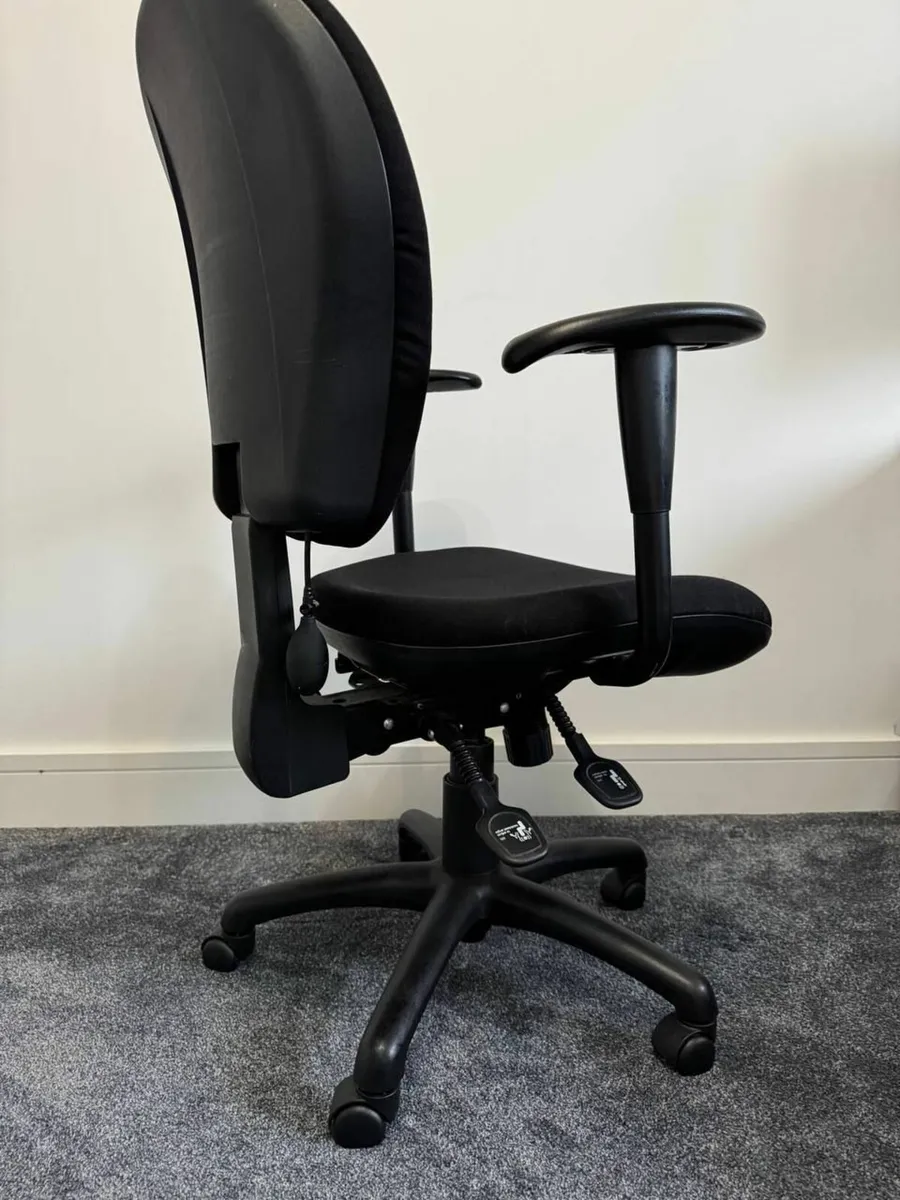 Office Chair - Image 1