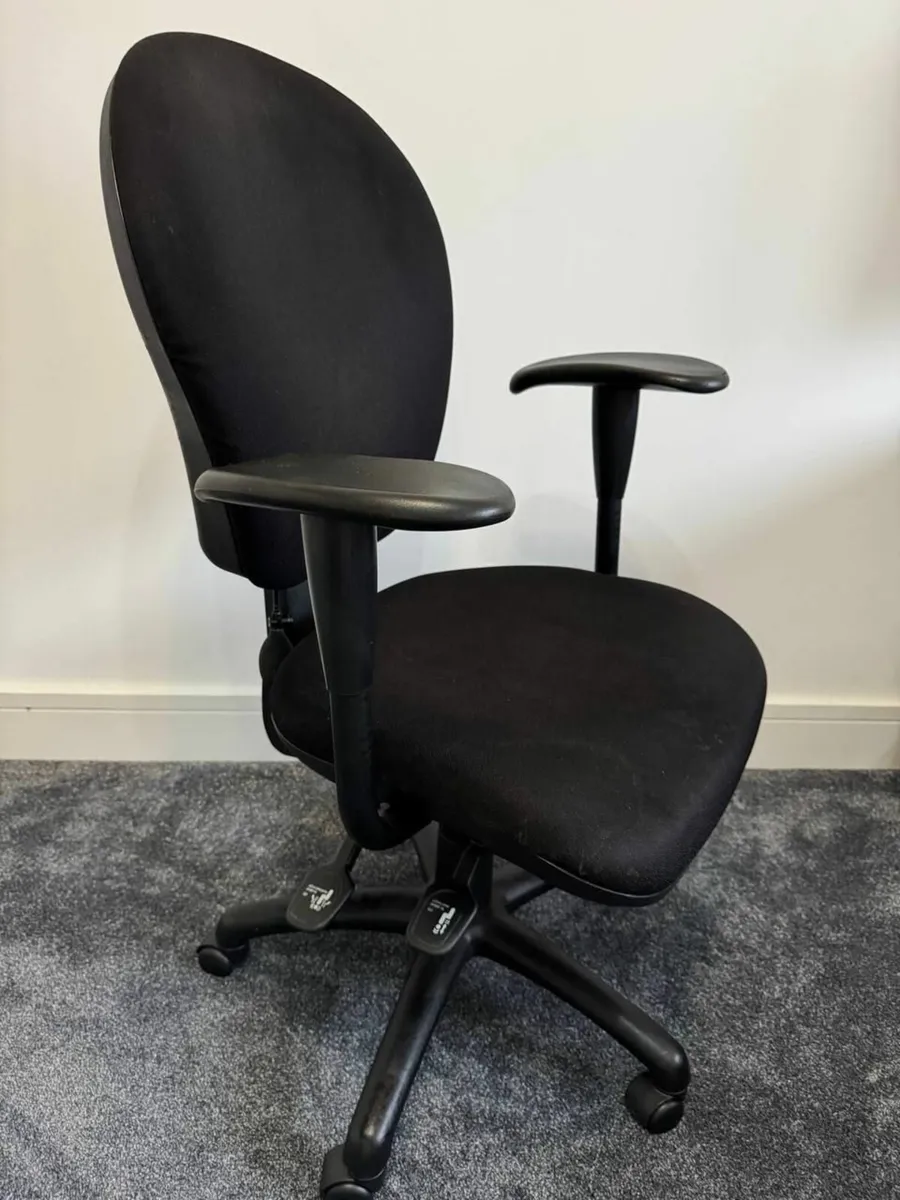 Office Chair - Image 4