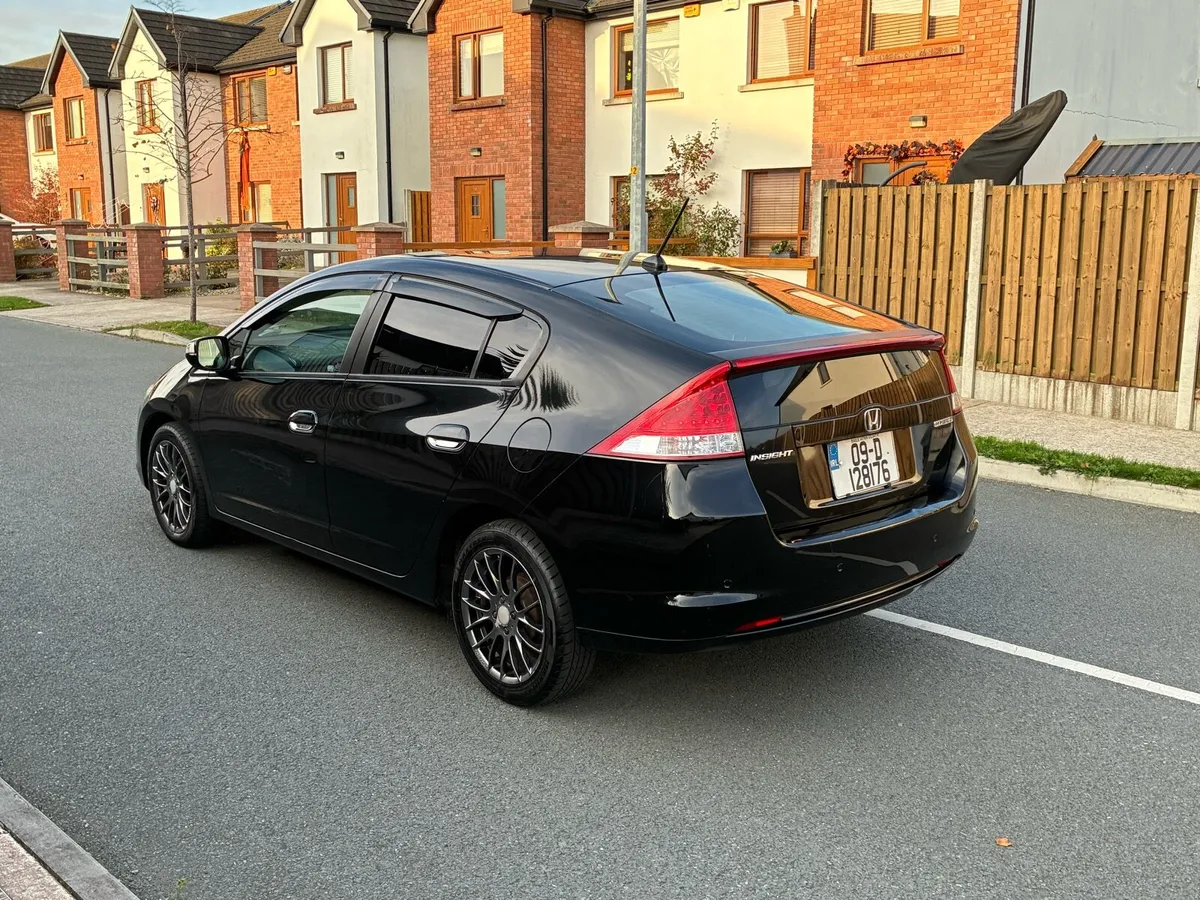 Automatic Honda insight Hybrid 1.3petrol Nct taxed - Image 4