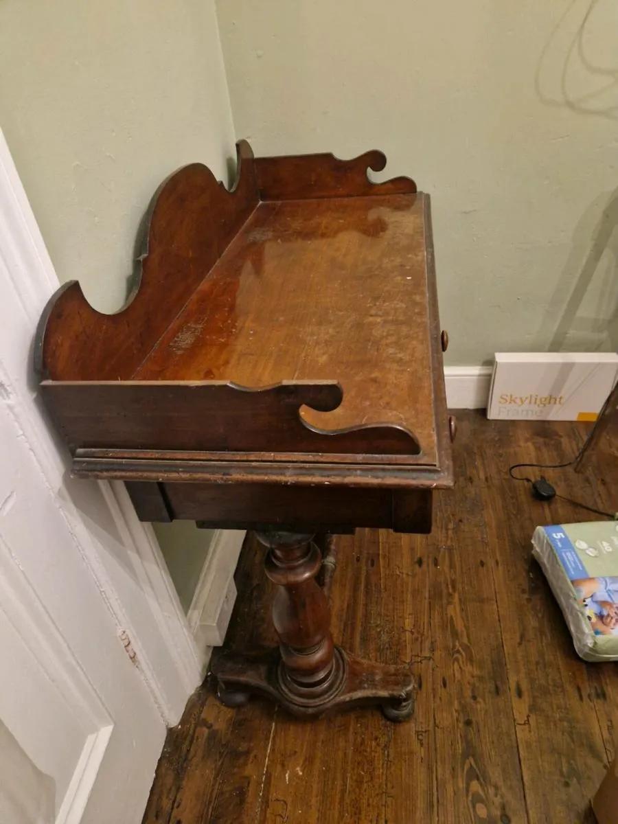 Victorian bedside table - Image 2