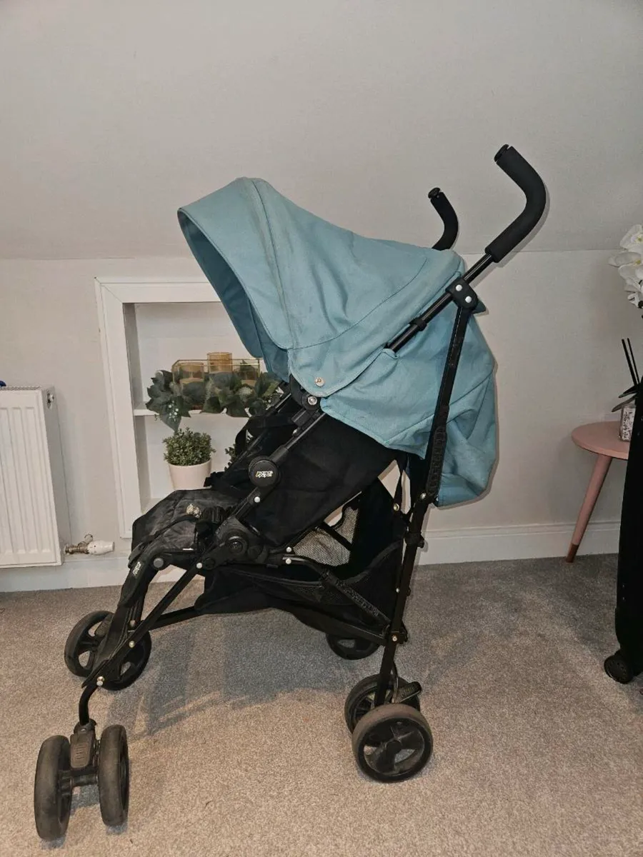 Stroller - Image 1