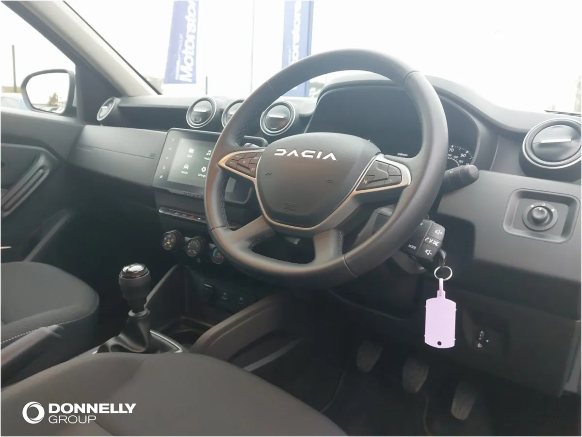 Dacia Duster Estate Expression - Image 4