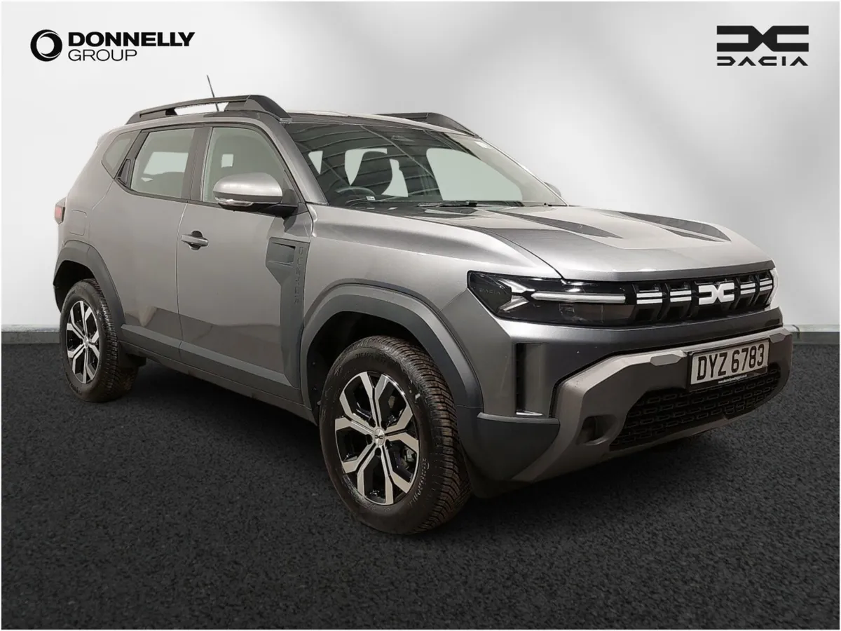 Dacia Duster Estate Journey - Image 1