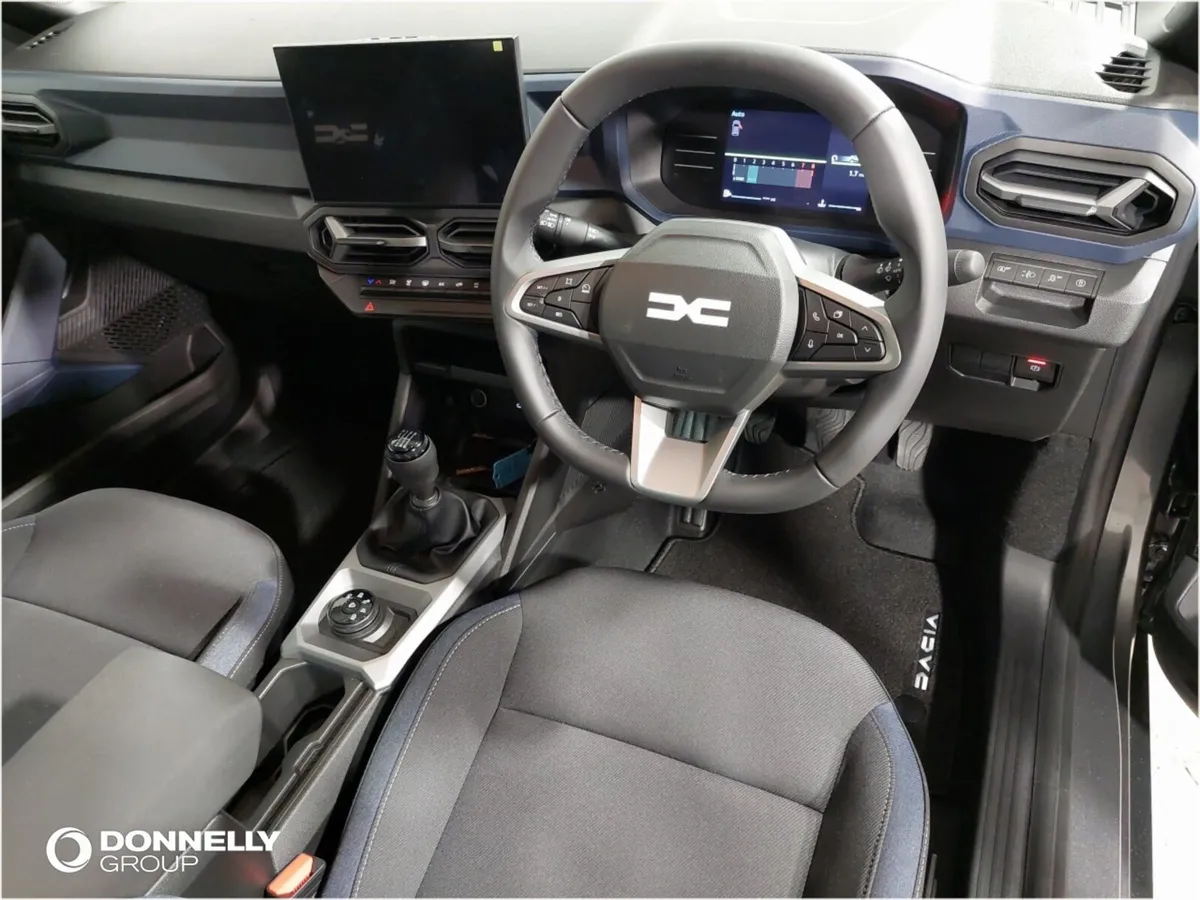 Dacia Duster Estate Journey - Image 4