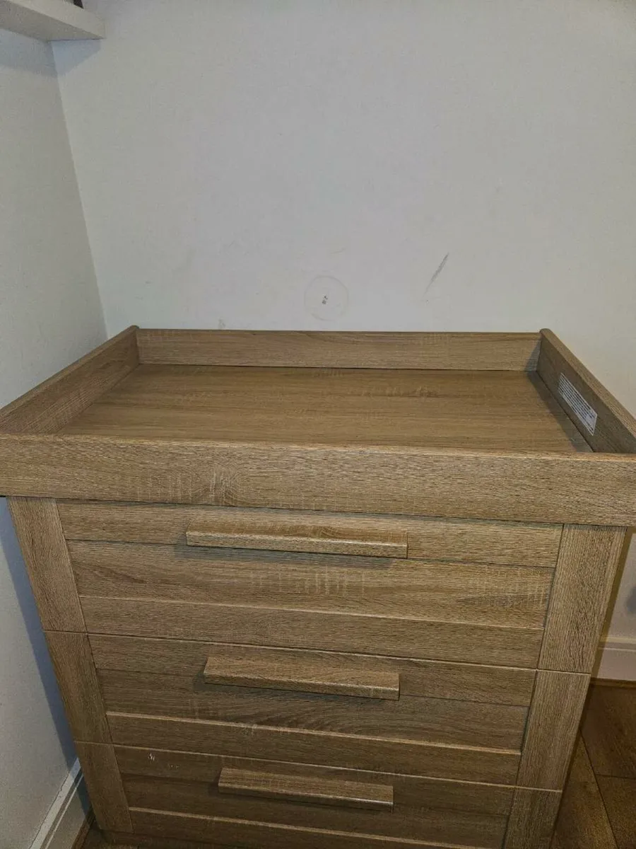 Baby changer drawers - Image 3