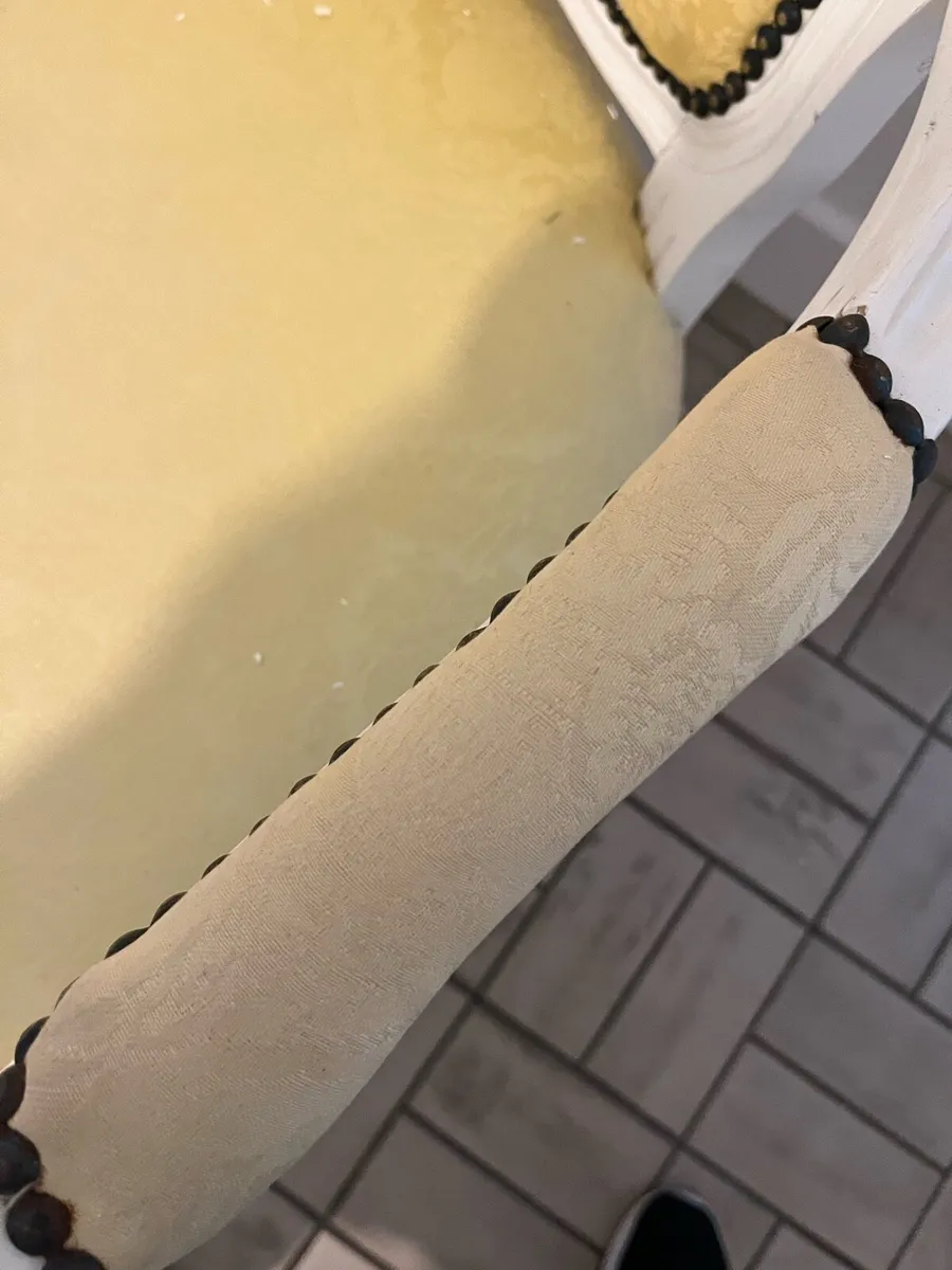 Chair/s - Image 3