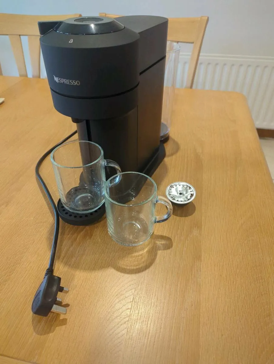 Nespresso Vertuo Next coffee machine. New. - Image 1
