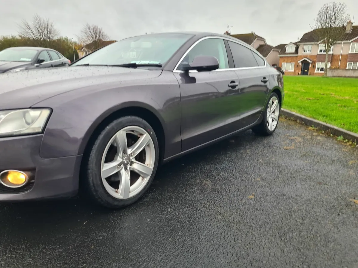 Audi A5 2010 2.0 tdi Leather Seats - Image 2