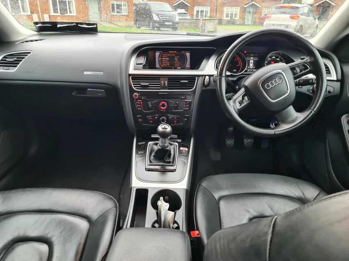 Audi A5 2010 2.0 tdi Leather Seats - Image 4