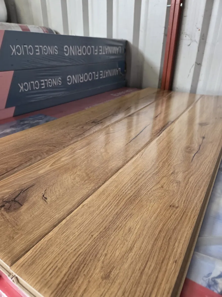 ⚡️BRAND NEW 12MM HIGH GLOSS FLOORING⚡️ - Image 1