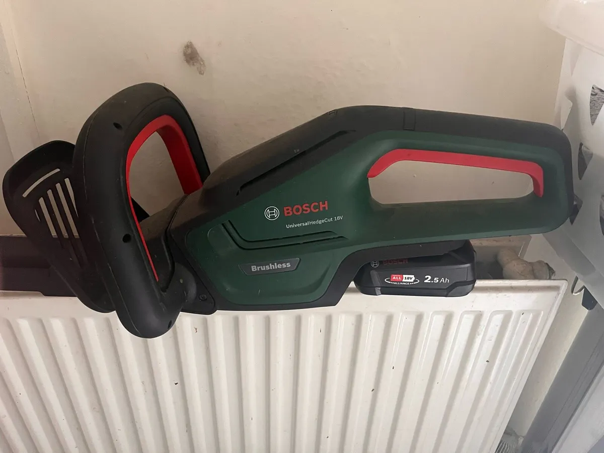 Hedge clipper electric with battery - Image 2