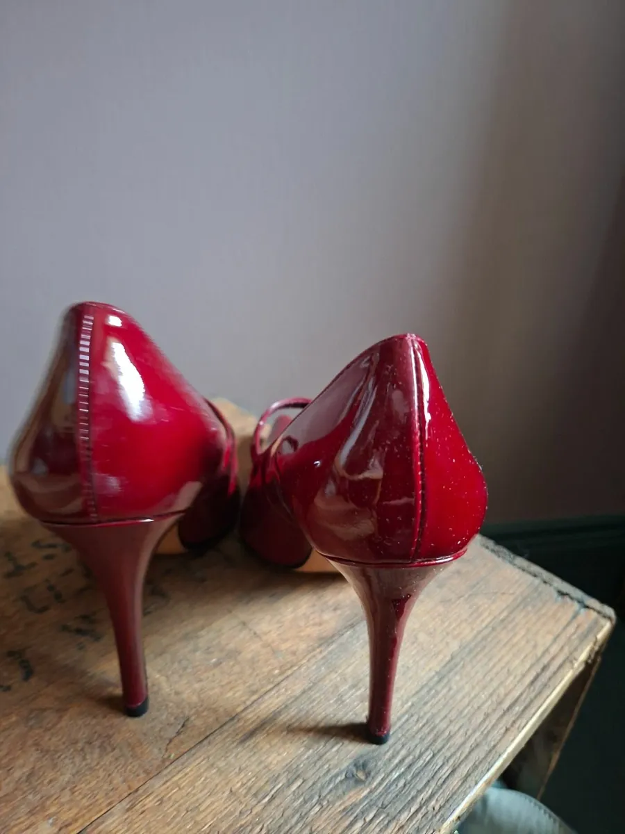 Shoes - Image 3