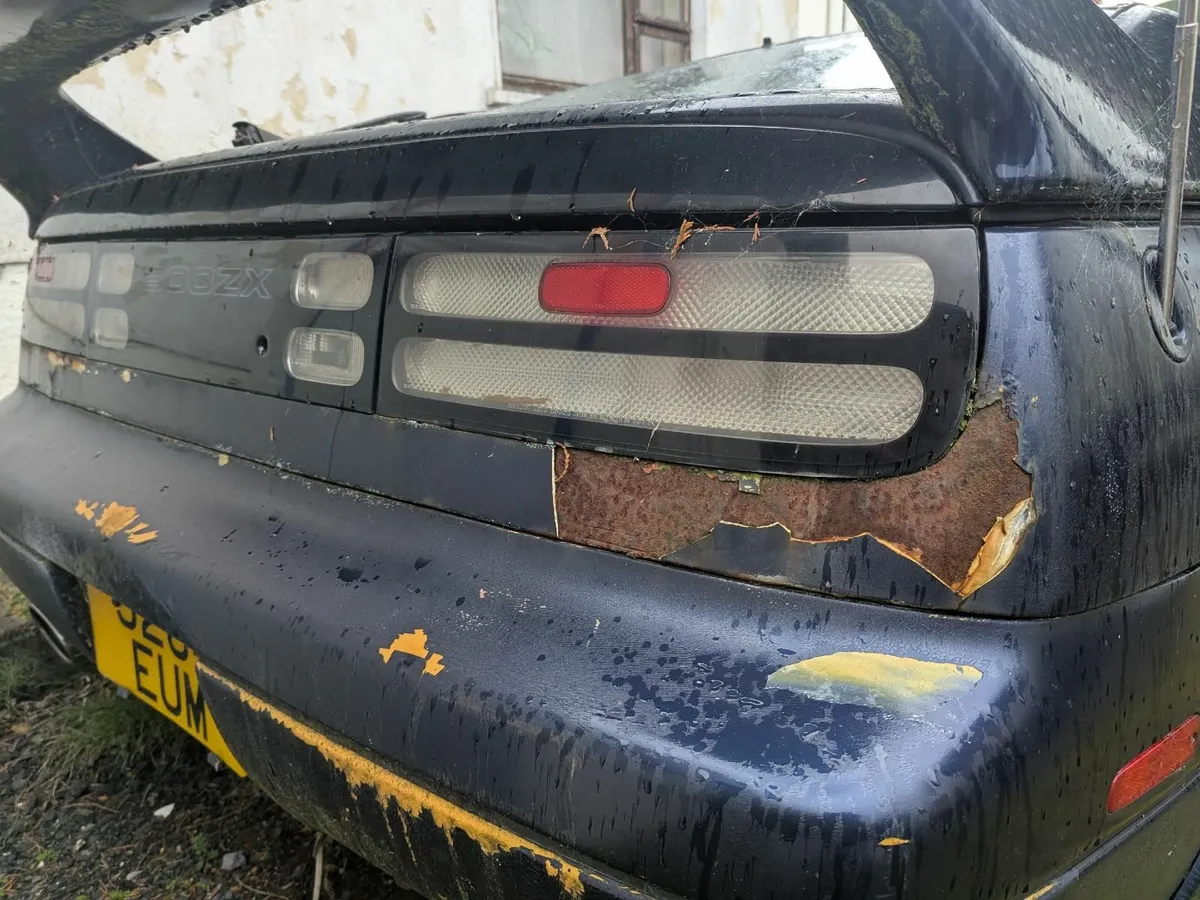 Nissan nz300 - Image 3