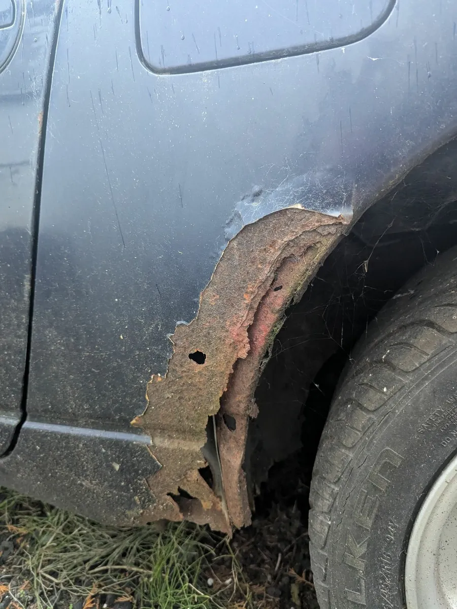 Nissan nz300 - Image 4