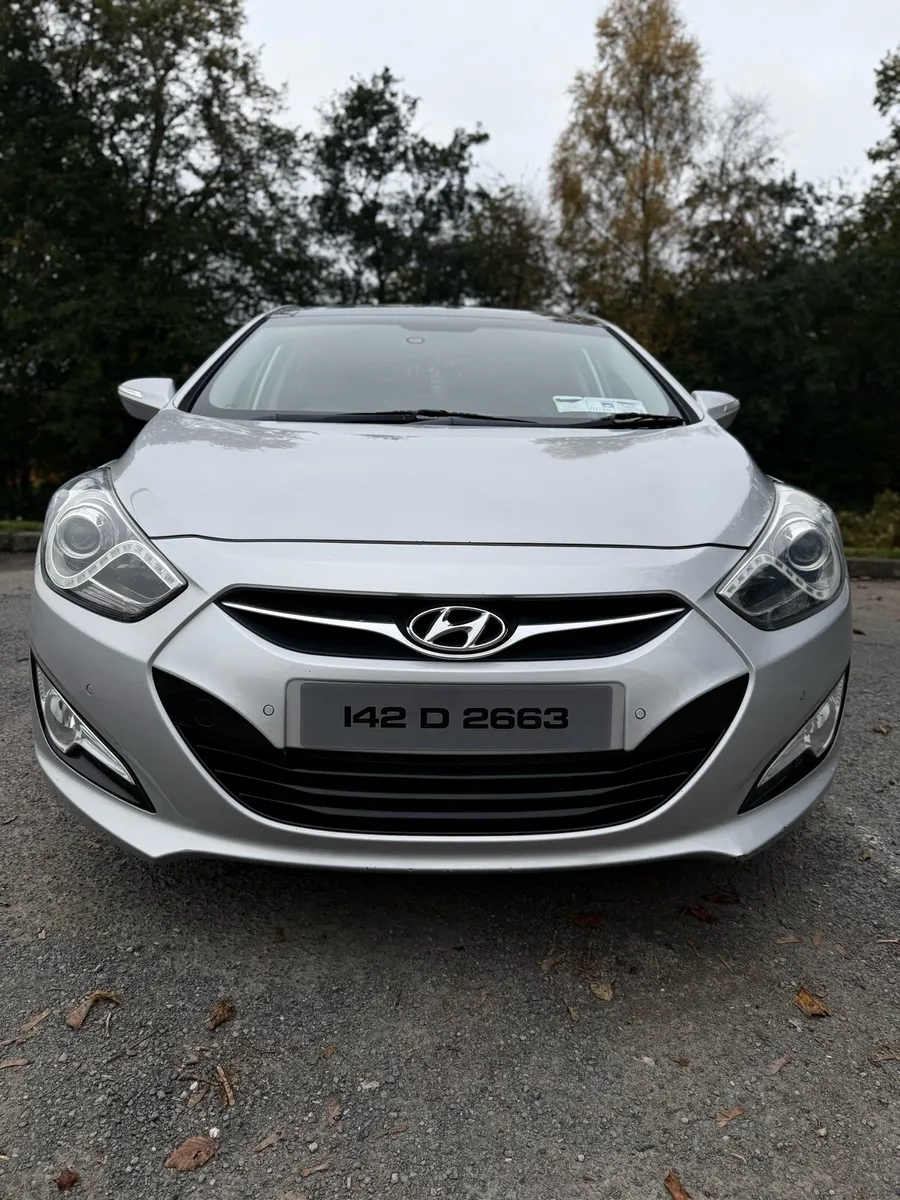AUTOMATIC HYUNDAI i40 - Image 1