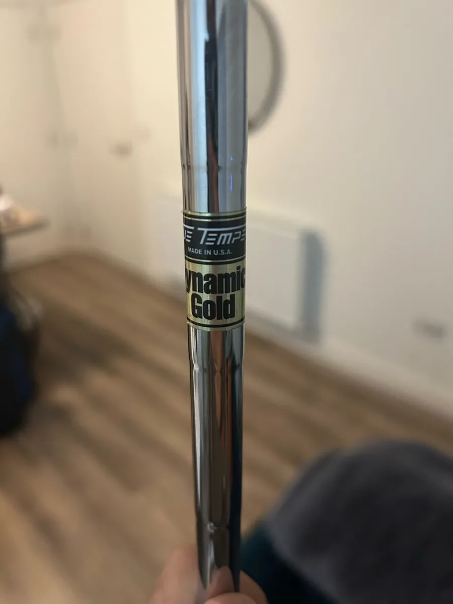 Taylormade RSi Tour Forged Golf Irons - Image 3