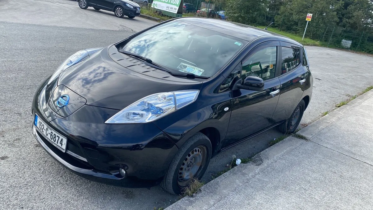 2015 Nissan Leaf NEW NCT & TAX - Image 2