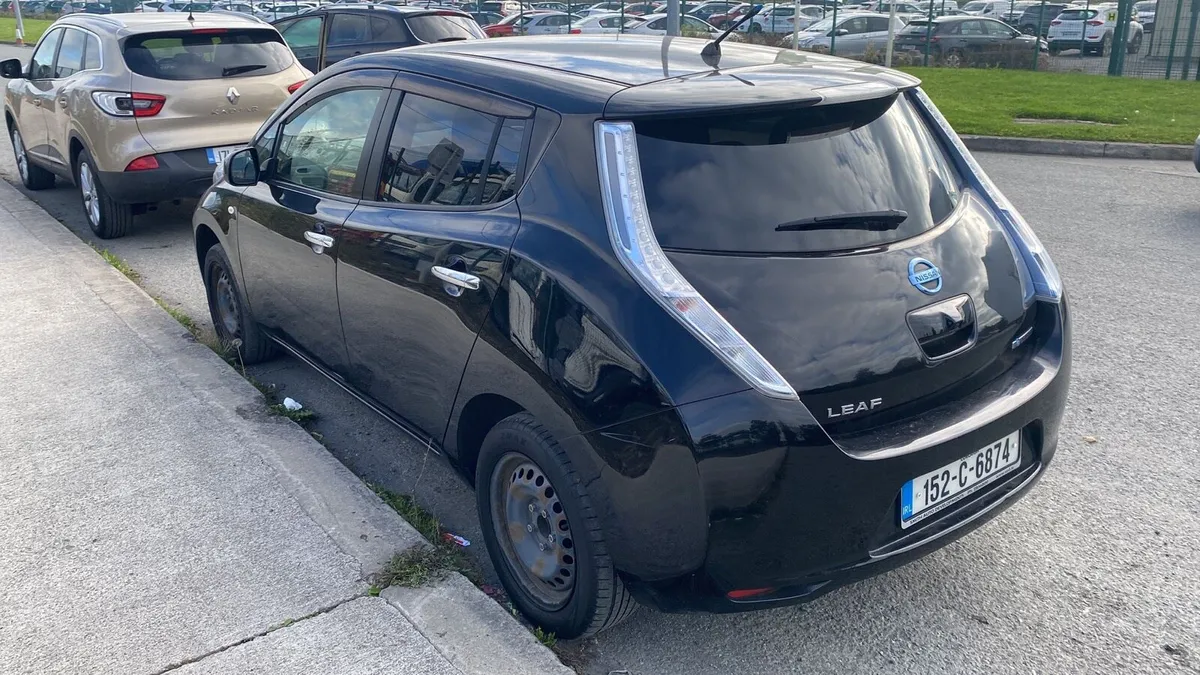 2015 Nissan Leaf NEW NCT & TAX - Image 3
