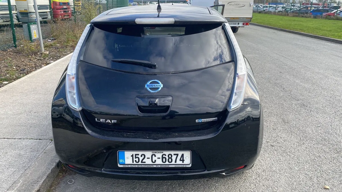 2015 Nissan Leaf NEW NCT & TAX - Image 4