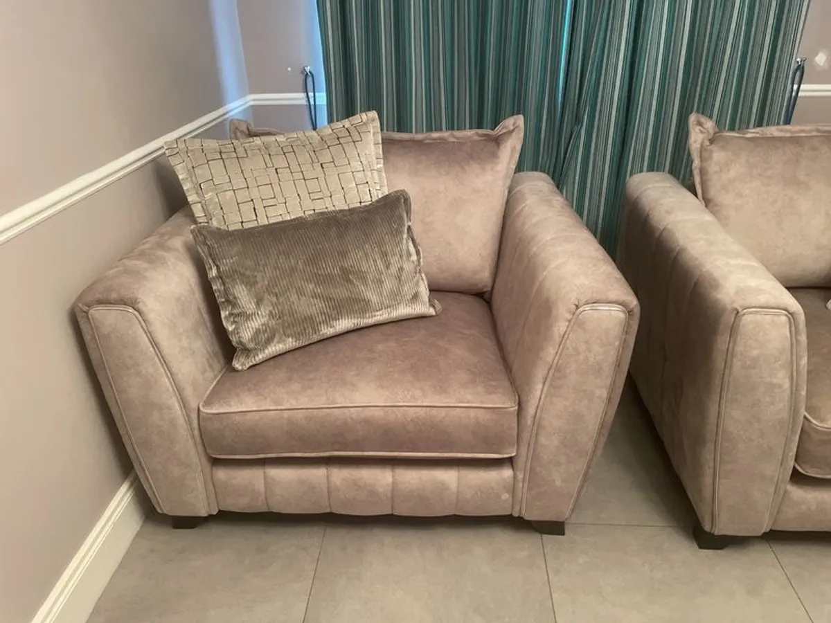 Armchairs X 2 - Image 3