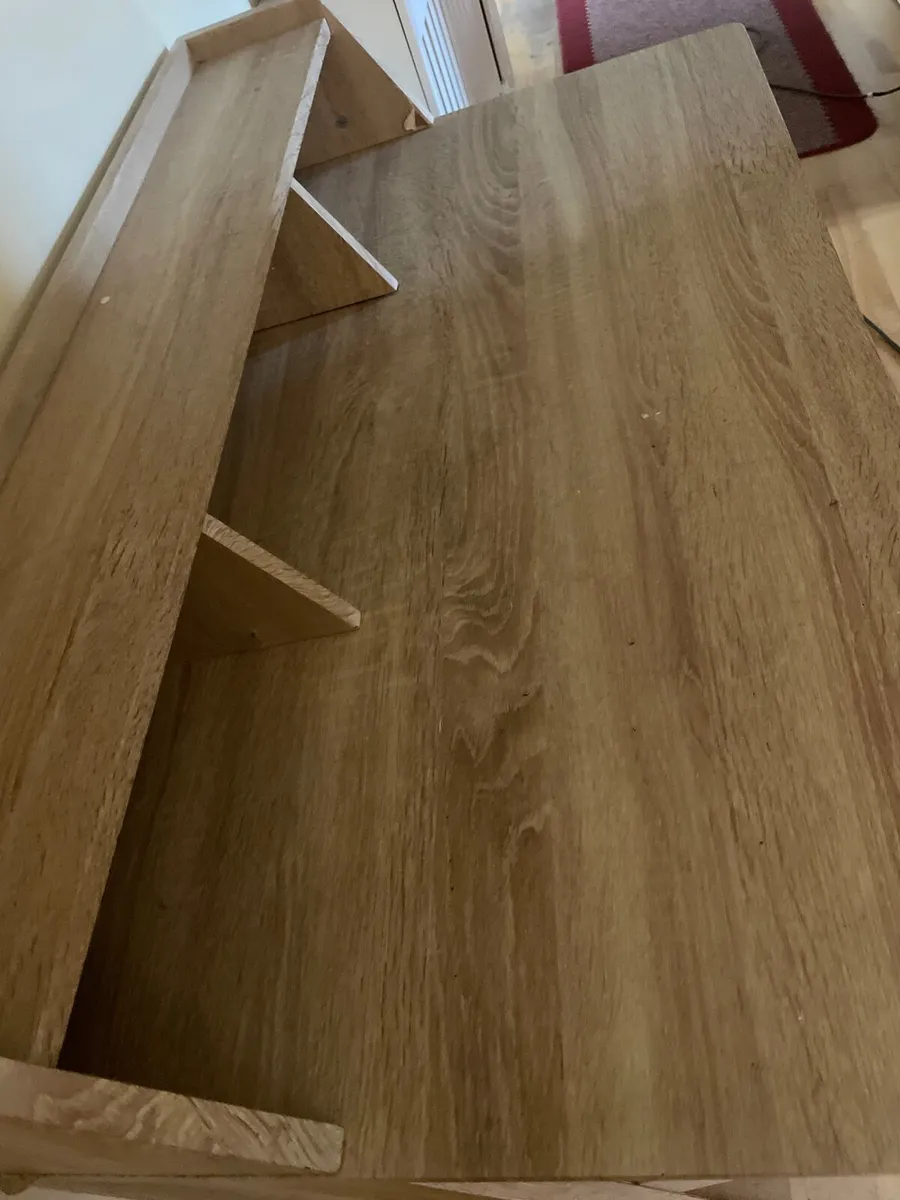Desk - Image 2