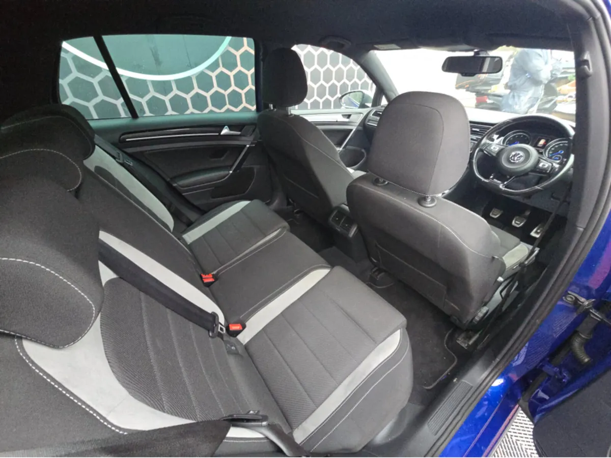 2016 VOLKSWAGEN GOLF R 2.0L TSI 300BHP 4MOTION - Image 4