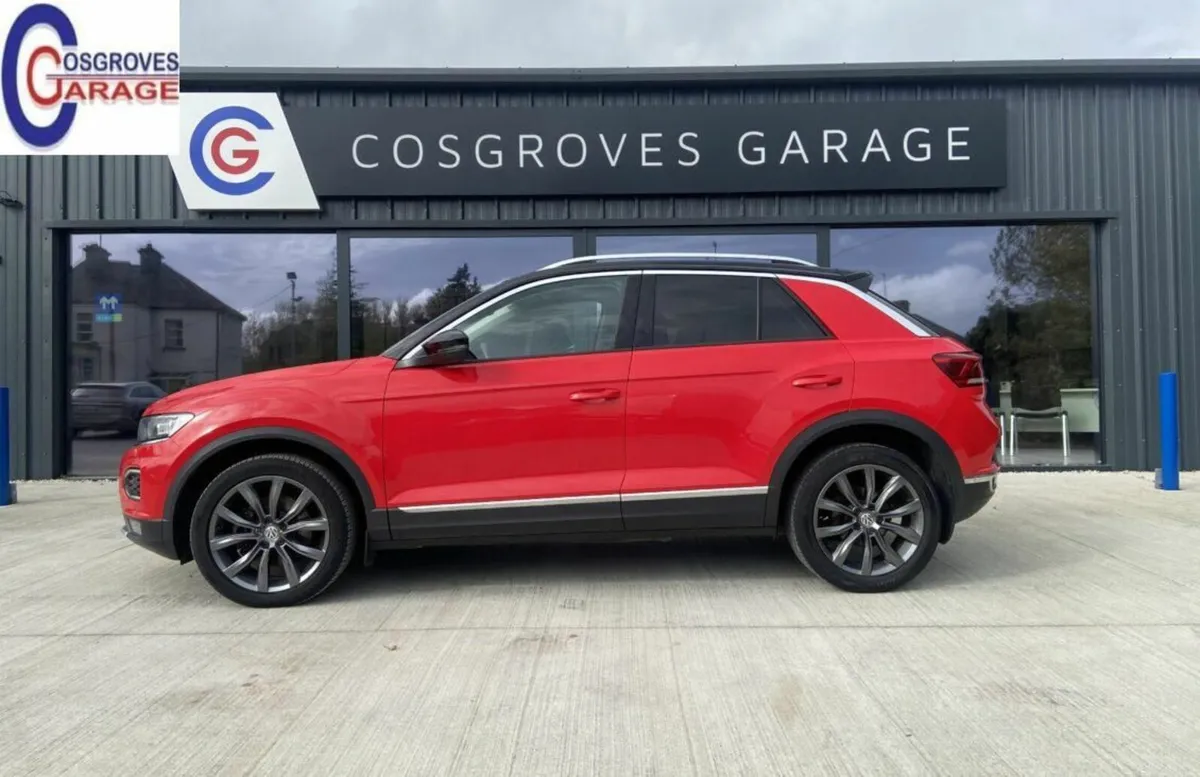 2018 Volkswagen T-Roc  Petrol - Image 2