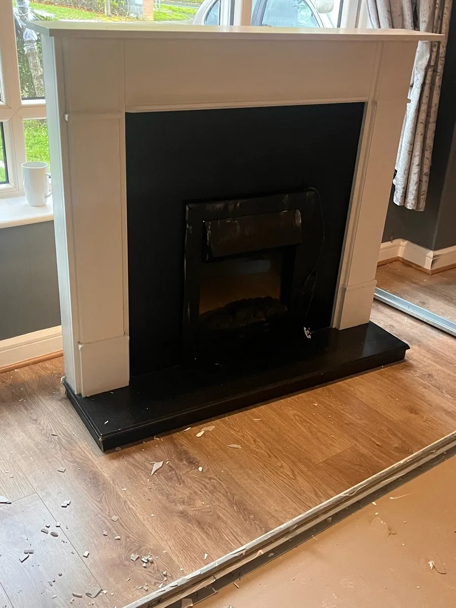 Electric fire and wooden surround - Image 2